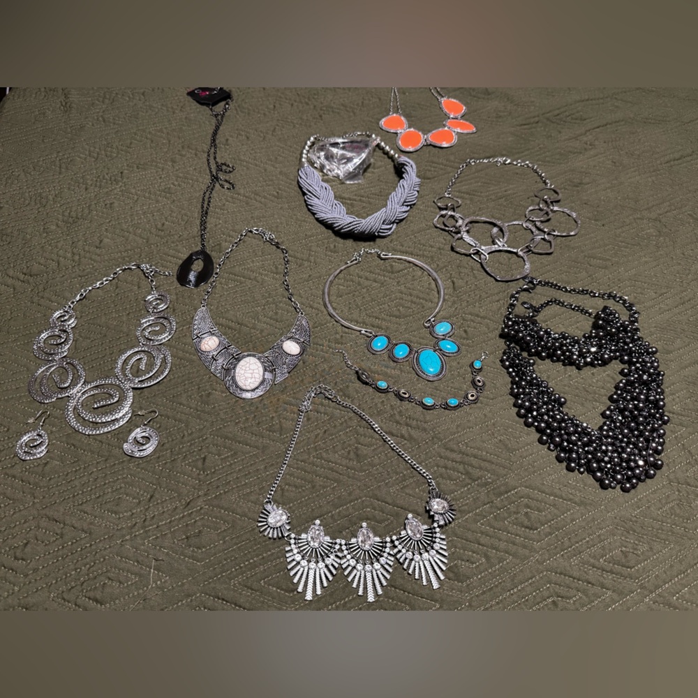 9  Lot of Paparazzi Necklace Collection